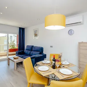 Sea View Apolo In Centre Апартаменты