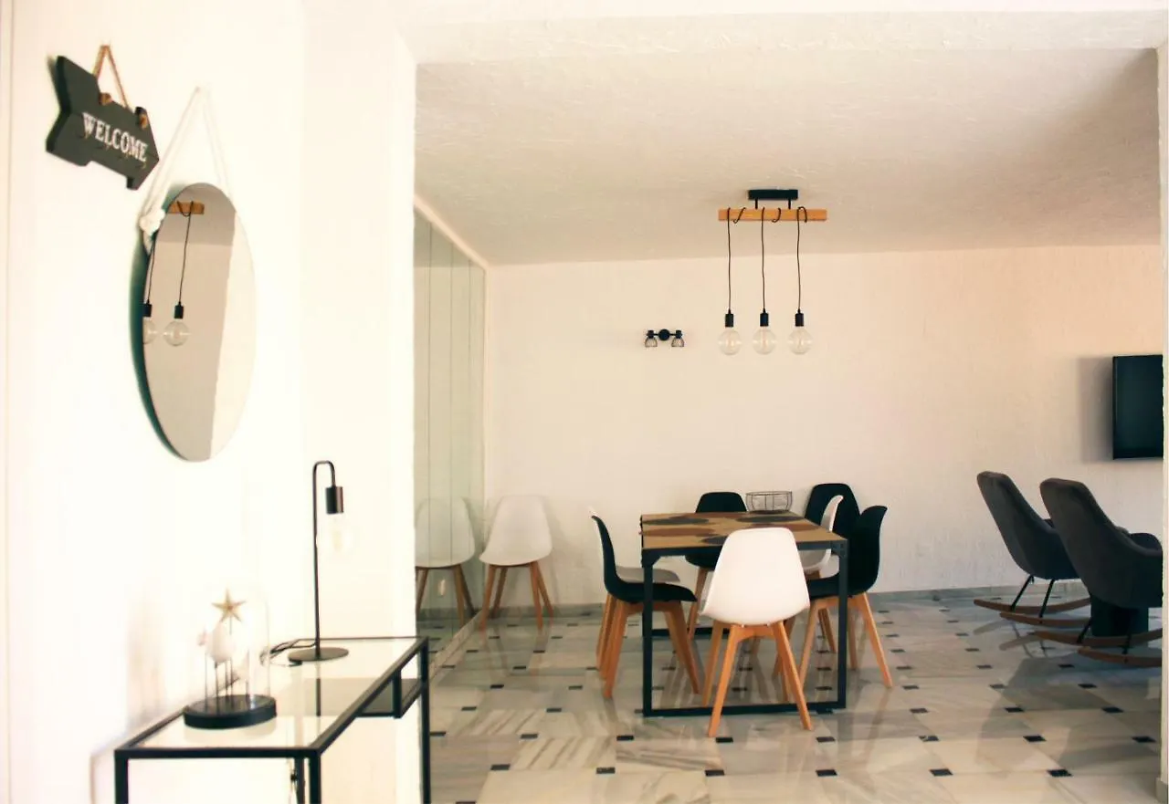 The Garden & Pool House-Banus Villa Marbella